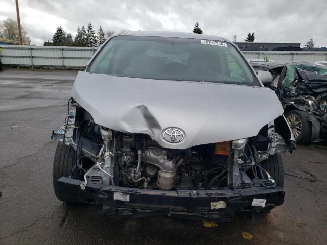 5TDKK3DCXGS714640 Toyota SIENNA LE