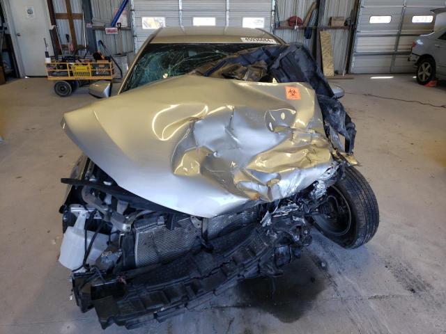 4T4BF1FK7GR583256 Toyota CAMRY LE