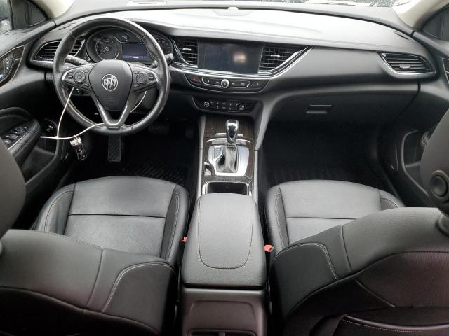 W04GV8SX2J1161318 Buick Regal Tourx Essence