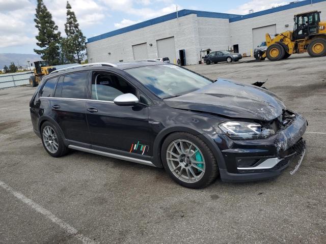 3VWH17AU4HM508150 Volkswagen Golf Alltrack S