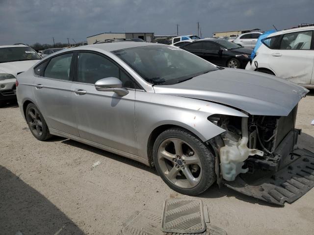 3FA6P0HD0GR399814 Ford FUSION SE