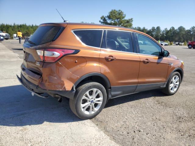 1FMCU0GD6HUE83813 Ford ESCAPE SE