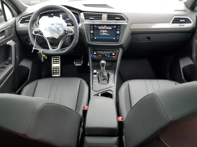 3VVCB7AX8PM116986 Volkswagen Tiguan Se R-line Black