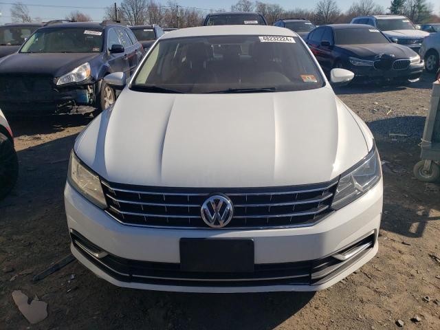 1VWAT7A35GC020585 Volkswagen PASSAT S