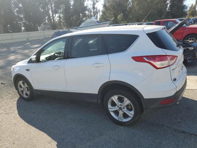 1FMCU0G78GUA68338 Ford ESCAPE SE