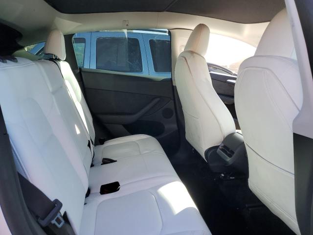 7SAYGAEE7PF825489 Tesla Model Y