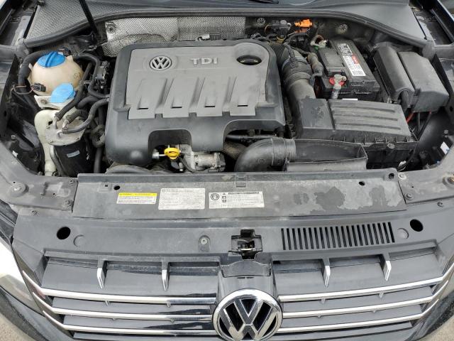 1VWBN7A32EC038389 Volkswagen PASSAT SE