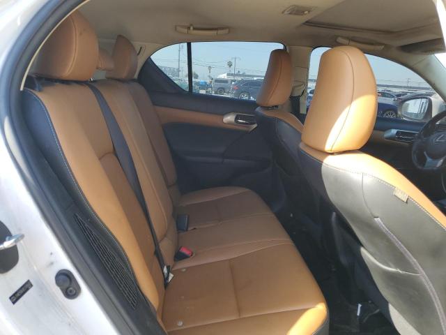 JTHKD5BH2E2185627 Lexus CT 200