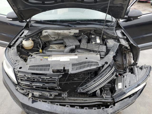 WVGRV7AXXHK003139 Volkswagen Tiguan Wolfsburg