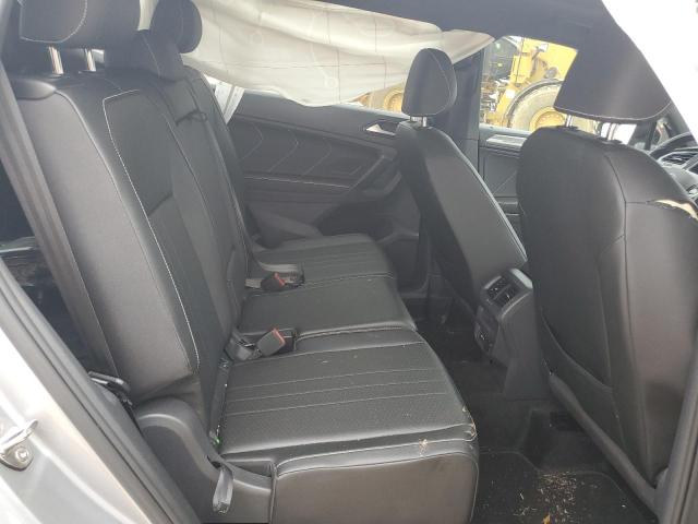 3VVCB7AX4PM036956 Volkswagen Tiguan Se R-line Black