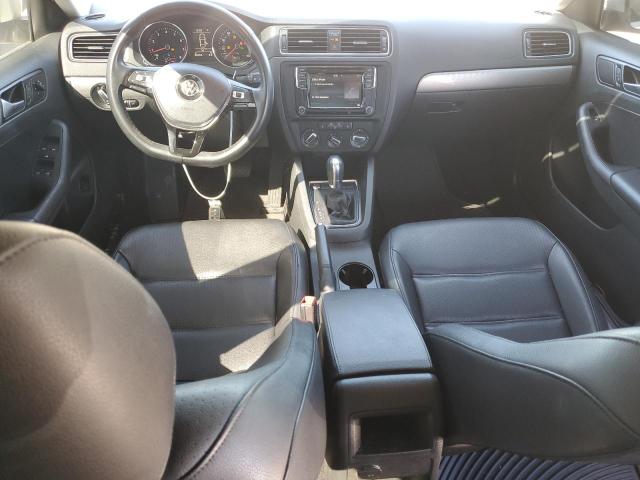 3VWDB7AJ9HM338515 Volkswagen JETTA SE