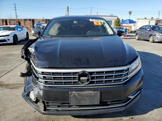 1VWGT7A31HC044698 Volkswagen PASSAT SE