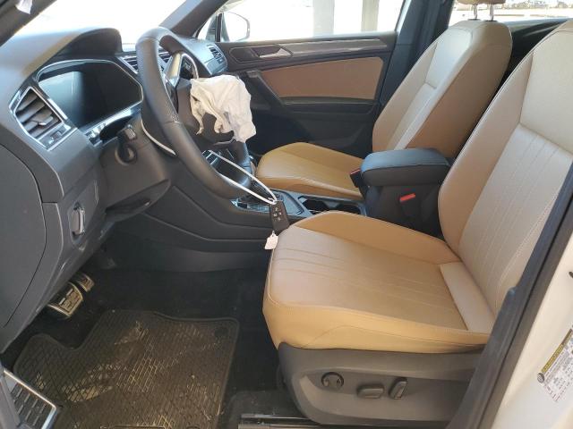 3VVCB7AX1PM114626 Volkswagen Tiguan Se R-line Black