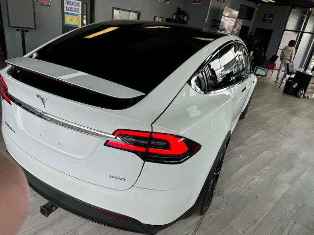 5YJXCBE23JF111544 Tesla MODEL X