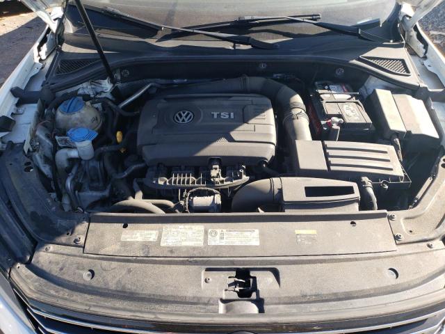 1VWAT7A35GC020585 Volkswagen PASSAT S
