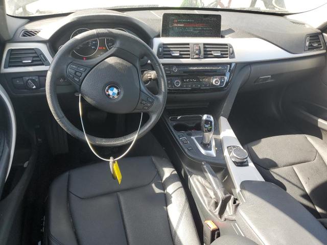 WBA8E5G33HNU43532 BMW 320 XI