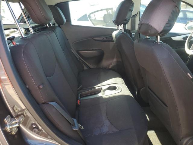 KL8CD6SA6GC578647 Chevrolet SPARK 1LT