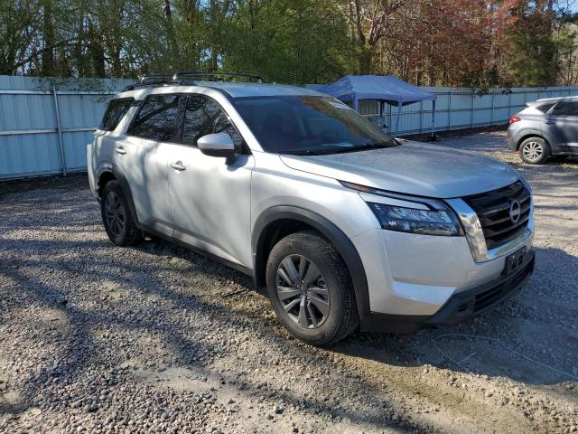 5N1DR3BA0RC233401 Nissan Pathfinder Sv