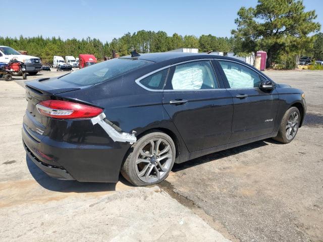 3FA6P0RU9KR223786 Ford Fusion Titanium