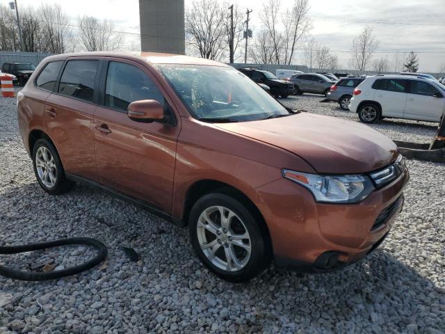 JA4AZ3A36EZ017757 Mitsubishi Outlander Se