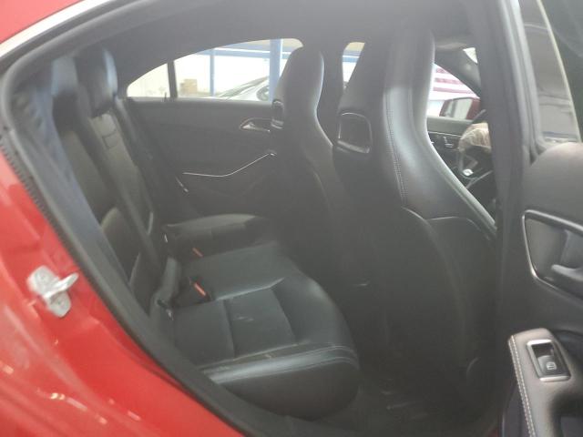 WDDSJ4GB5JN573670 Mercedes-Benz CLA 250 4MATIC