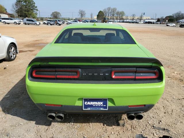2C3CDZAT8FH720606 Dodge Challenger Sxt