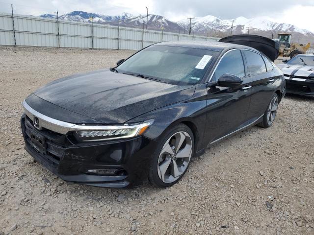 Auction sale of the 2018 Honda Accord Touring, vin: 1HGCV1F9XJA192888, lot number: 47358464