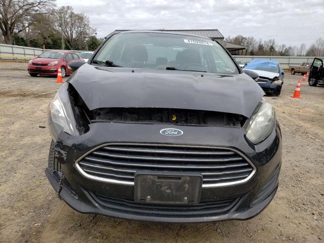 3FADP4BJ3FM178667 Ford FIESTA SE
