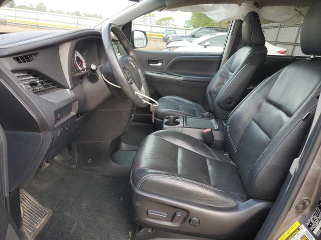 5TDXZ3DC6HS857331 Toyota SIENNA SE