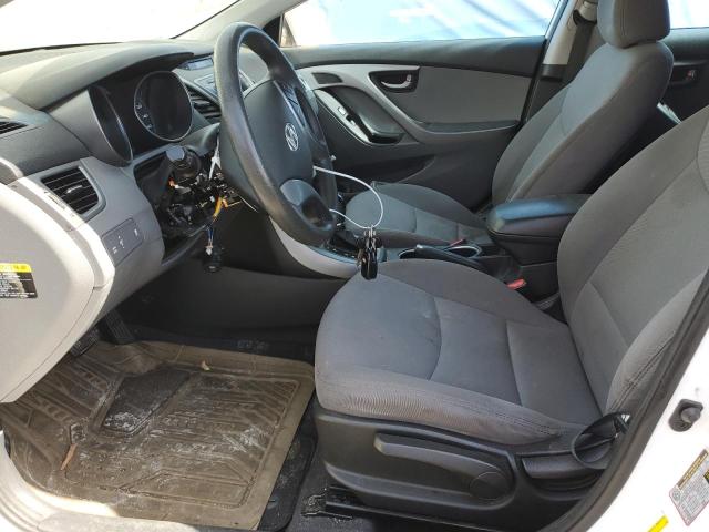 5NPDH4AE9GH765037 Hyundai ELANTRA SE