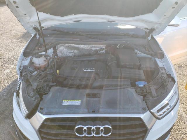 WA1HCCFS2JR013036 Audi Q3 Premium Plus
