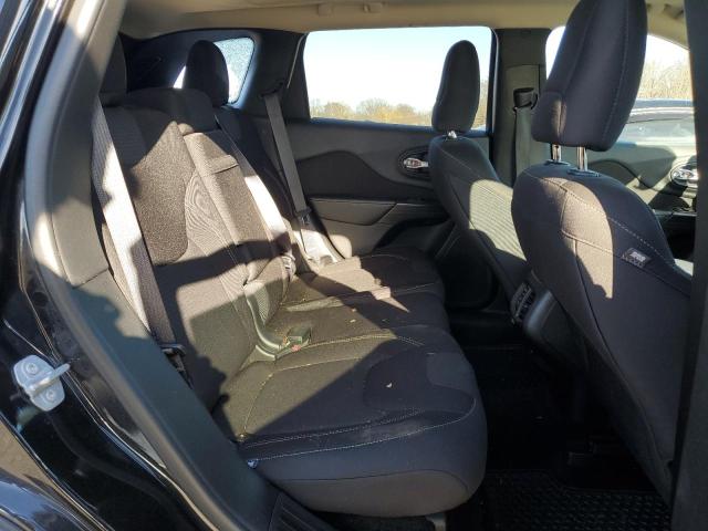 1C4PJMCSXFW774777 Jeep Cherokee Latitude