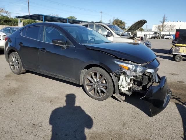 3MZBN1V34JM158629 Mazda 3 TOURING