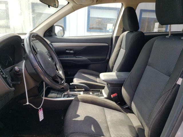 JA4AD3A37HZ055792 Mitsubishi Outlander Se