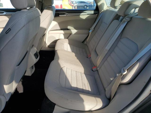 3FA6P0LU5KR241663 Ford FUSION SE