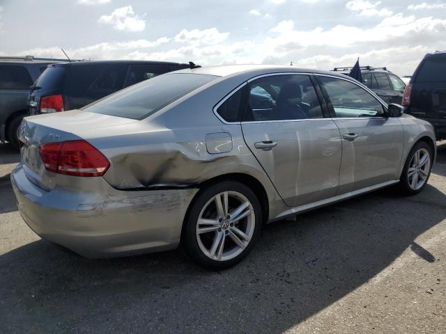 1VWBS7A31EC082098 Volkswagen PASSAT SE