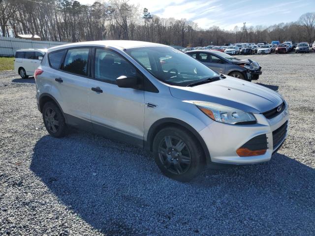 1FMCU0F73GUC20611 Ford ESCAPE S