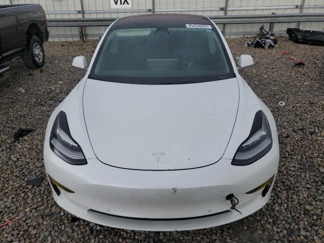 5YJ3E1EB4JF131093 Tesla MODEL 3