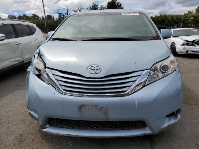 5TDKZ3DC5HS868914 Toyota SIENNA LE