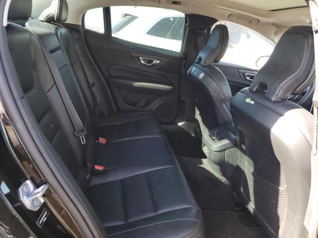 7JRA22TK4KG003440 Volvo S60 T6 Momentum