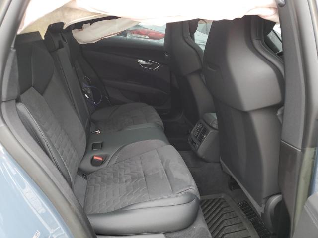 WAUFJBFW2N7008708 Audi E-tron Gt Premium Plus