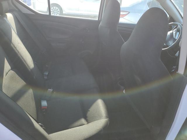 3N1CN7AP9HL869832 Nissan VERSA S