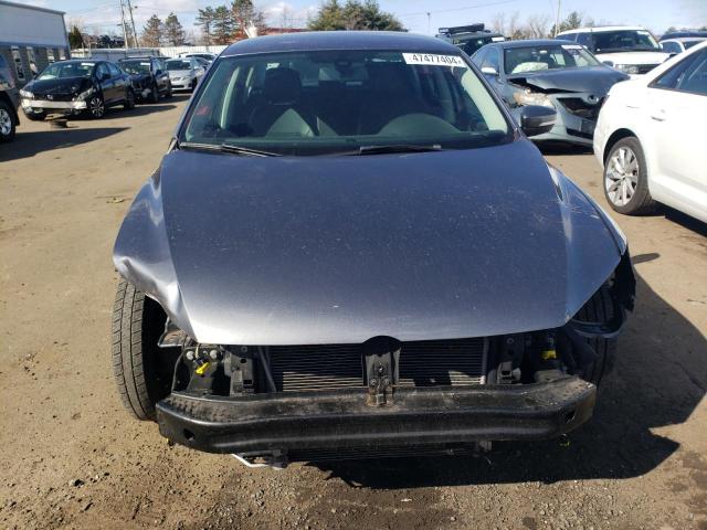 1VWAT7A36FC116725 Volkswagen PASSAT S