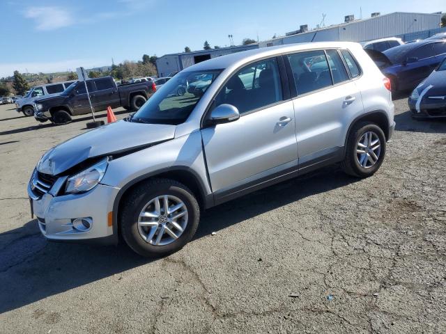 Auction sale of the 2011 Volkswagen Tiguan S, vin: WVGAV7AX2BW552539, lot number: 46986894