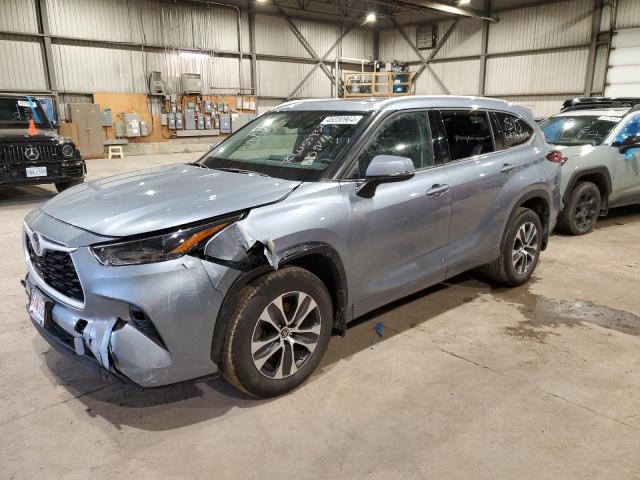 Auction sale of the 2022 Toyota Highlander Xle, vin: 5TDGZRBH6NS223272, lot number: 48616614