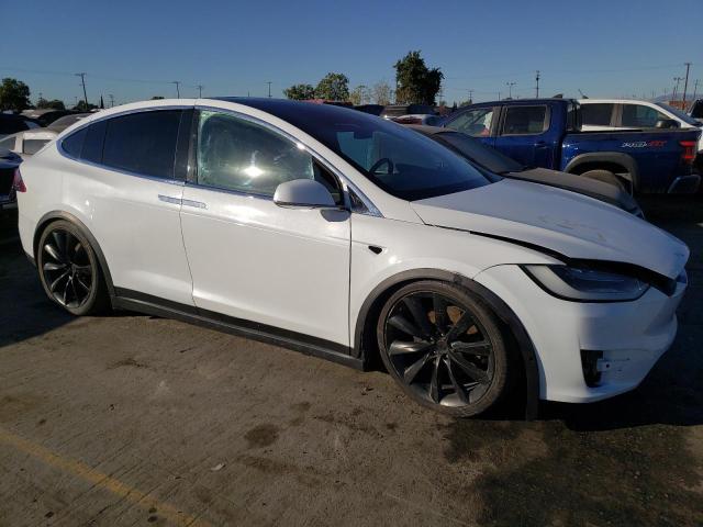 5YJXCBE20HF050017 Tesla MODEL X