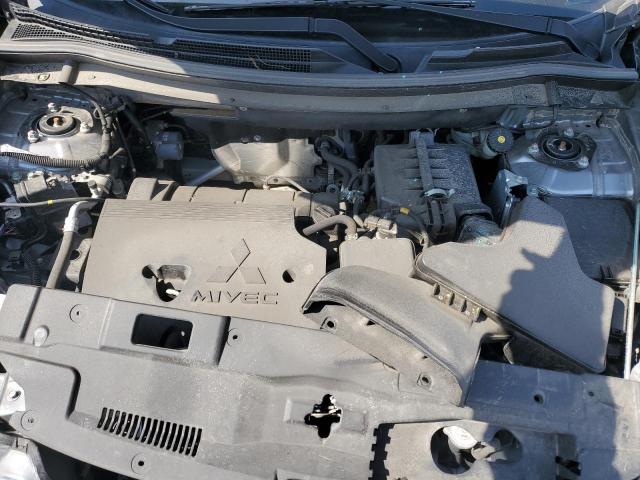 JA4AD3A38LZ033907 Mitsubishi Outlander Se