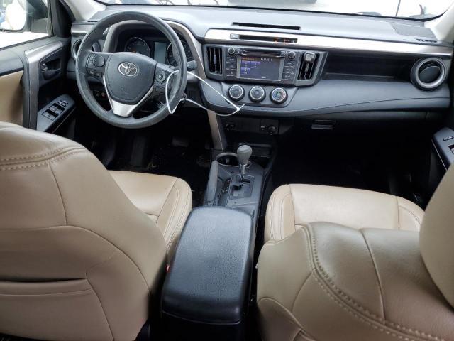 JTMZFREV4HJ701693 Toyota RAV4 LE
