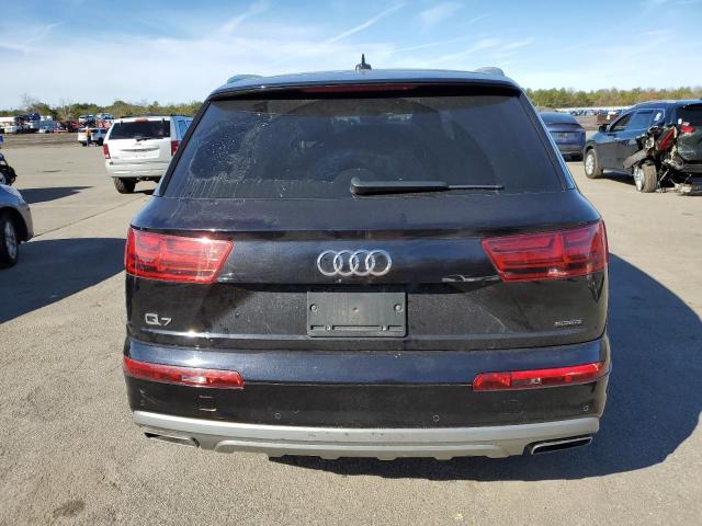 WA1LHAF79HD055318 Audi Q7 Premium Plus
