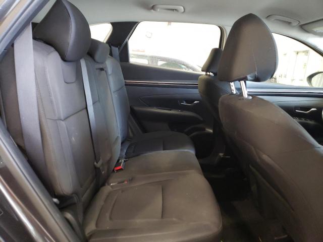 5NMJACAEXNH061747 Hyundai TUCSON SE